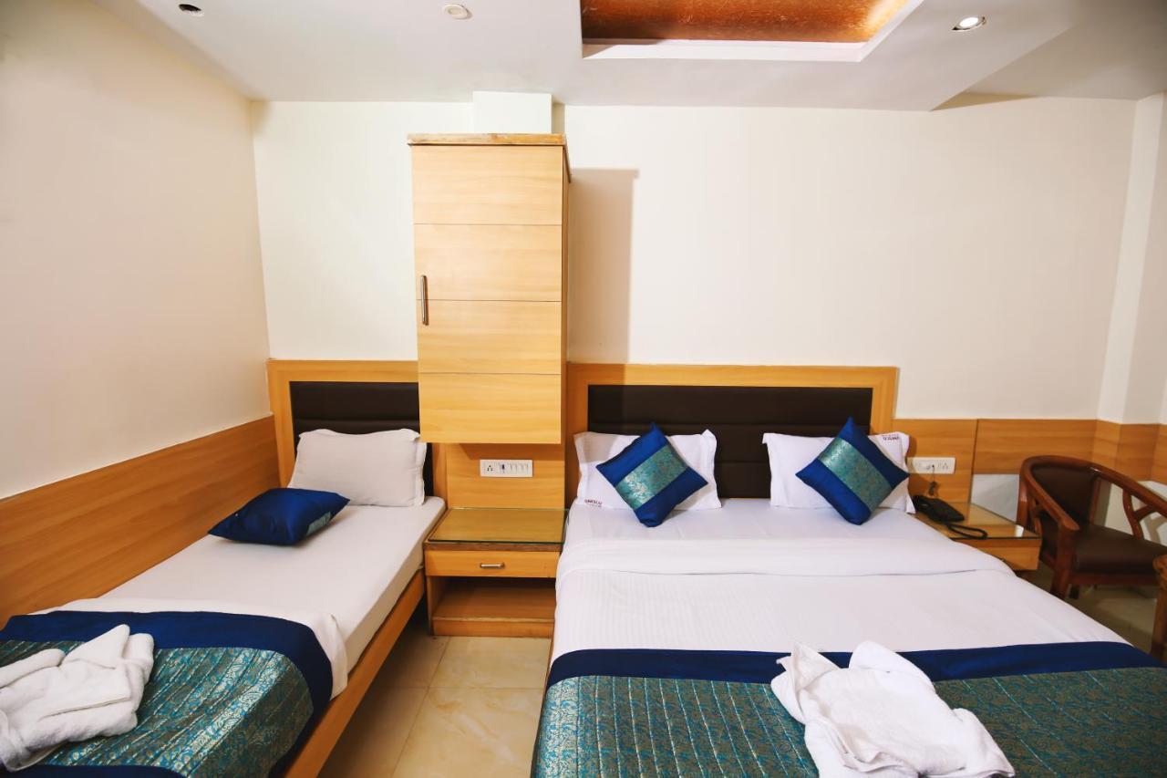 Hotel Lav Kush Deluxe " 3 Min Walking From New Delhi Railway Station " ภายนอก รูปภาพ