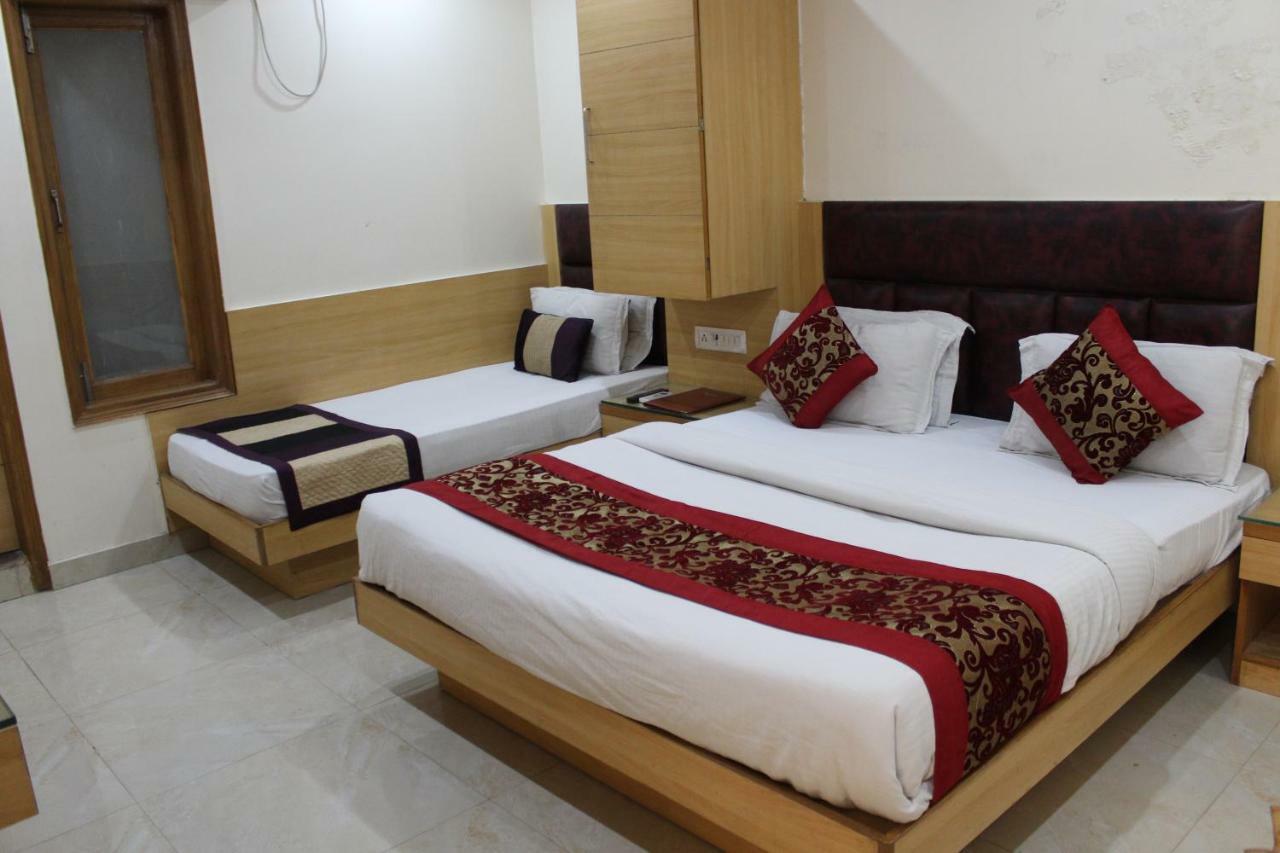 Hotel Lav Kush Deluxe " 3 Min Walking From New Delhi Railway Station " ภายนอก รูปภาพ